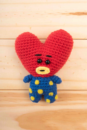 Tata the Alien Heart Amigurumi Pattern and Kit